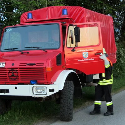 fahrzeuge_unimog_01.jpg
